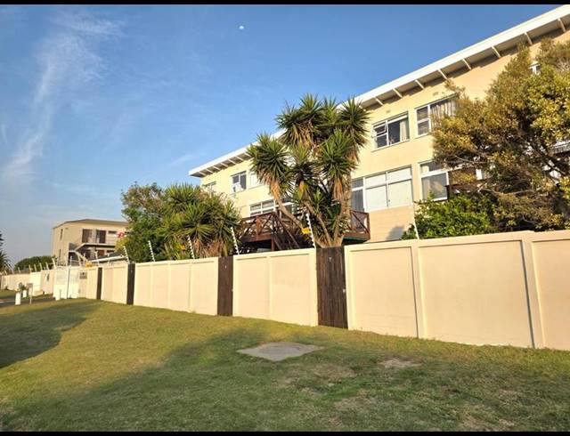 2 BEDROOM PROPERTY TO RENT IN BLOUBERGRANT